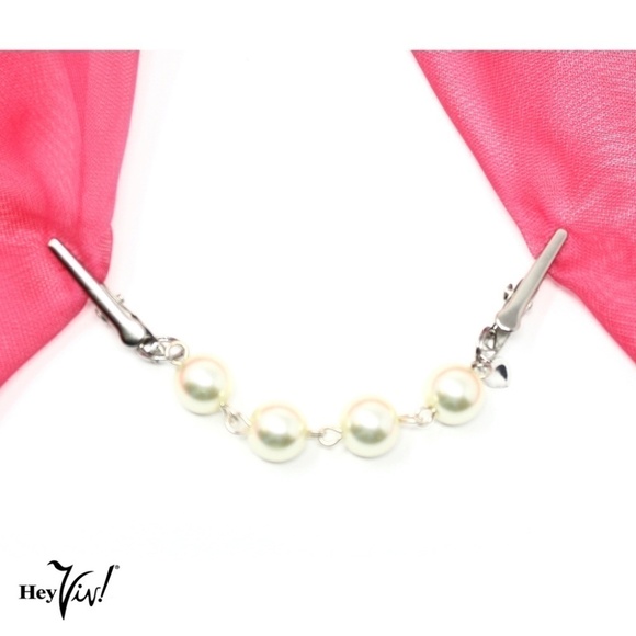 Pearl Sweater Guard Cardigan or Collar Clip in Organza Gift Bag - Hey Viv - Picture 4 of 5